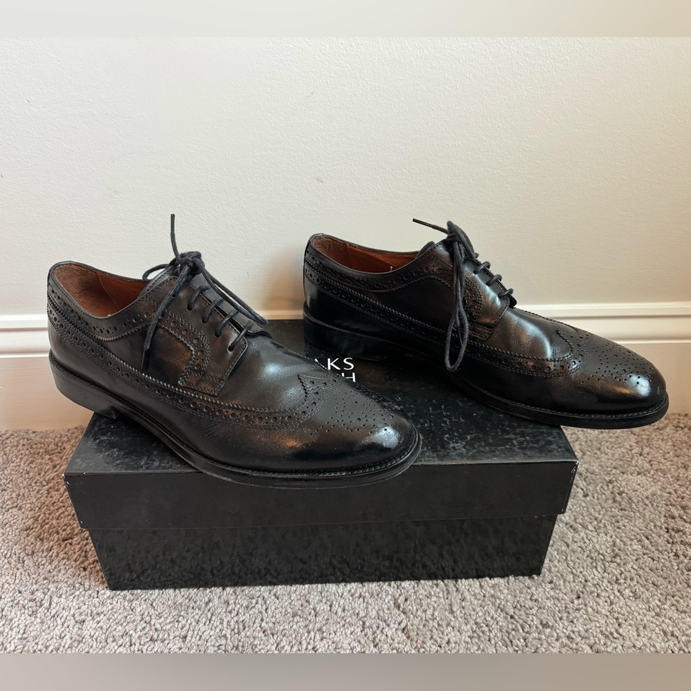 Men’s SAKS Fifth Avenue Black Leather Lace Up Wingtip Oxfords Size 10,5